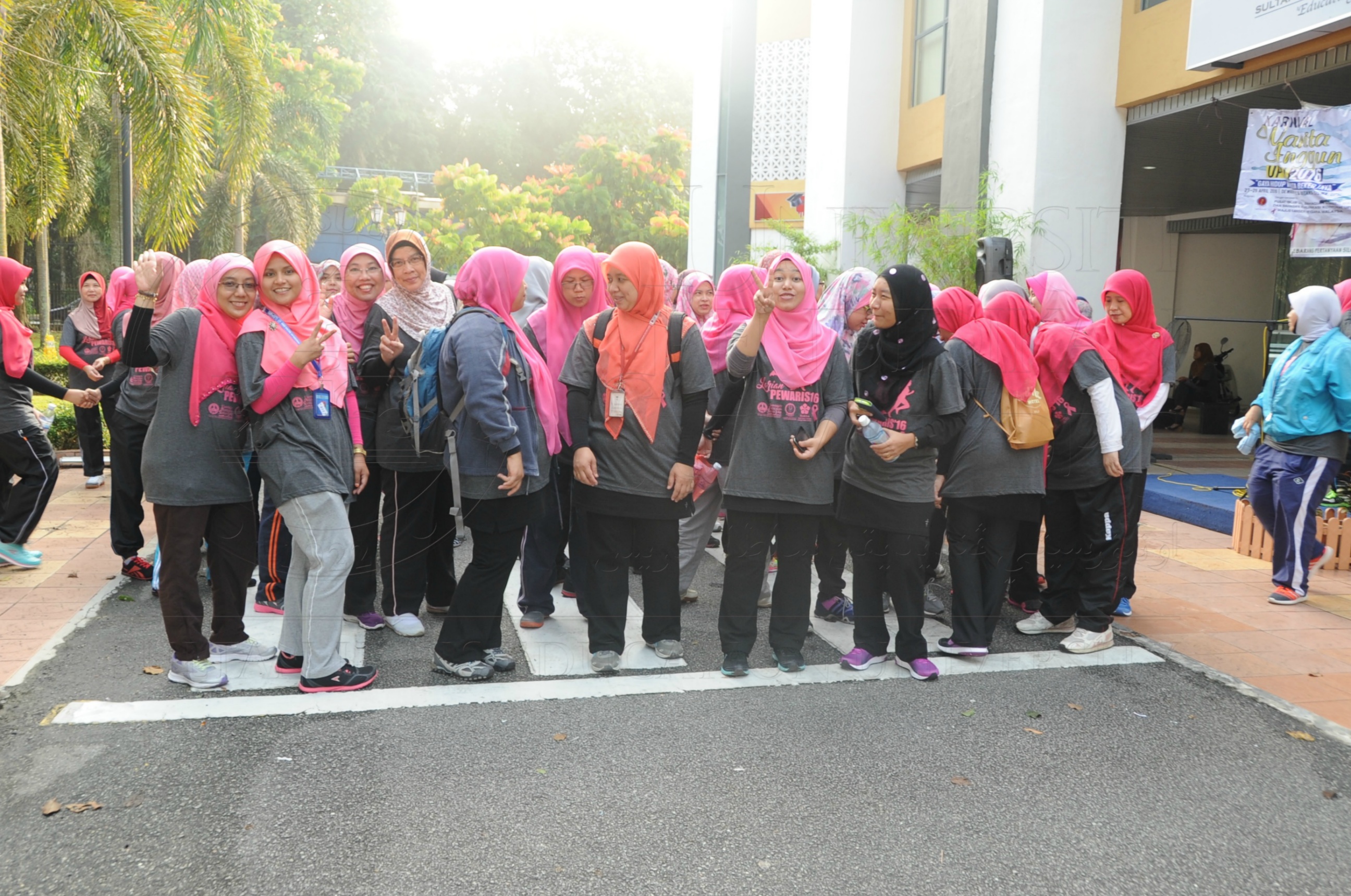 PRO 16 69 Karnival Pewaris 2016   UPSIHAS 8178